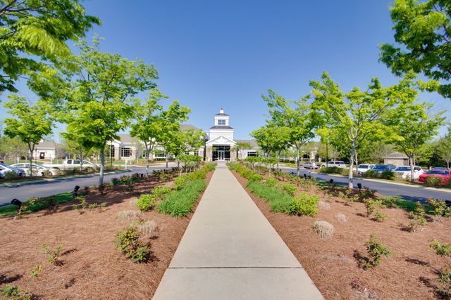 186 Old Towne Dr, Mount Juliet, TN 37122