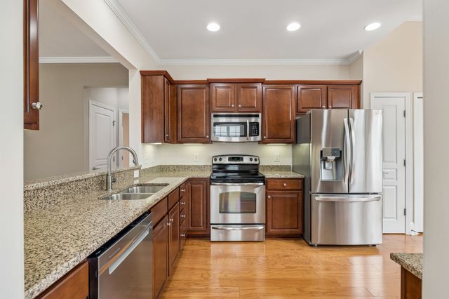 186 Old Towne Dr, Mount Juliet, TN 37122