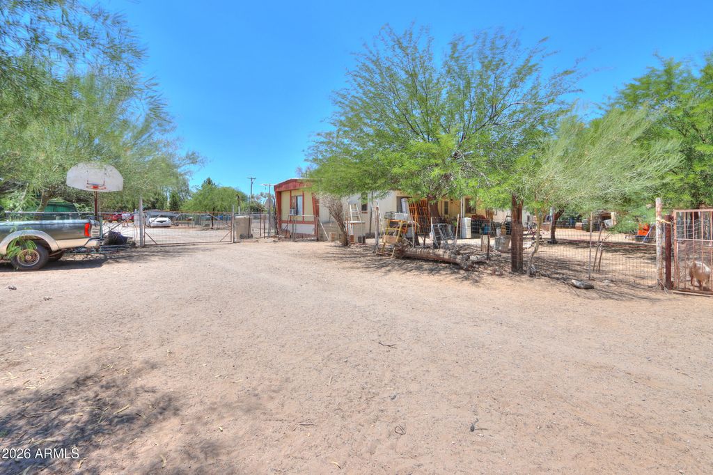 50740 W JULIE Lane, Maricopa, AZ 85139 — photo 5
