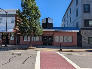 131 Millbury St, Worcester, MA 01610