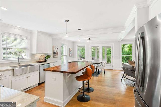 1834 Woodland Hills Avenue NW, Atlanta, GA 30318