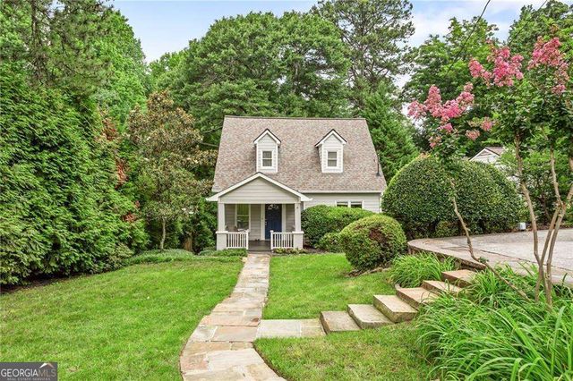 1834 Woodland Hills Avenue NW, Atlanta, GA 30318