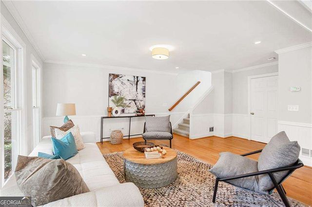 1834 Woodland Hills Avenue NW, Atlanta, GA 30318