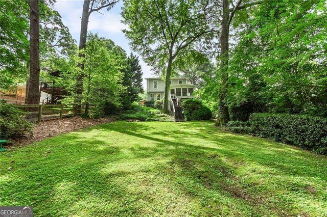 1834 Woodland Hills Avenue NW, Atlanta, GA 30318