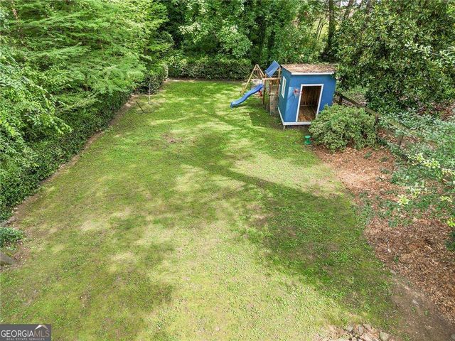 1834 Woodland Hills Avenue NW, Atlanta, GA 30318