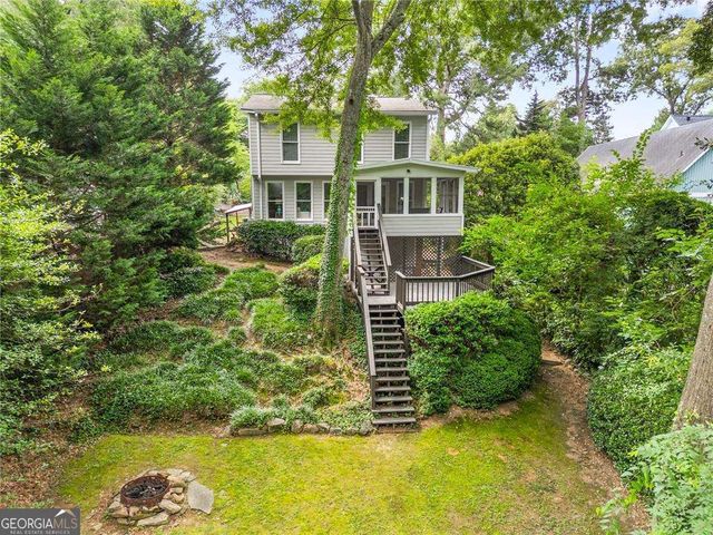 1834 Woodland Hills Avenue NW, Atlanta, GA 30318