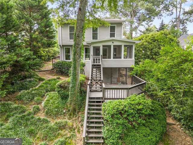 1834 Woodland Hills Avenue NW, Atlanta, GA 30318
