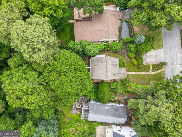 1834 Woodland Hills Avenue NW, Atlanta, GA 30318