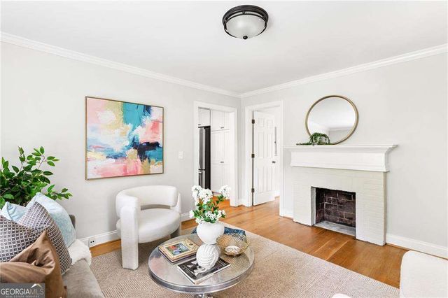 1834 Woodland Hills Avenue NW, Atlanta, GA 30318
