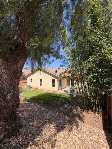 469 Autumn Way, Banning, CA 92220