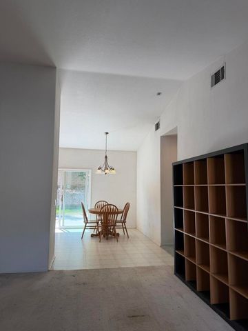 469 Autumn Way, Banning, CA 92220