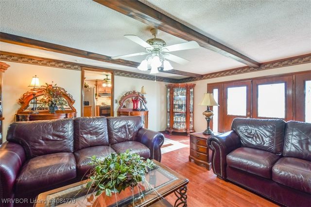 407 Ray Fine Boulevard, Roland, OK 74954