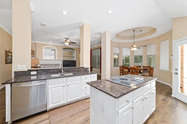 9835 Bestin Lane, Houston, TX 77065
