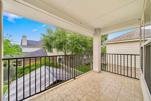 18431 W Laura Shore Drive, Cypress, TX 77433