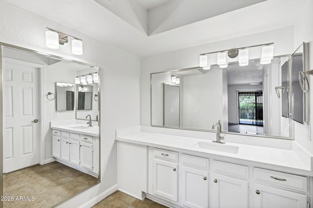 620 S PRIVET Way, Mesa, AZ 85208