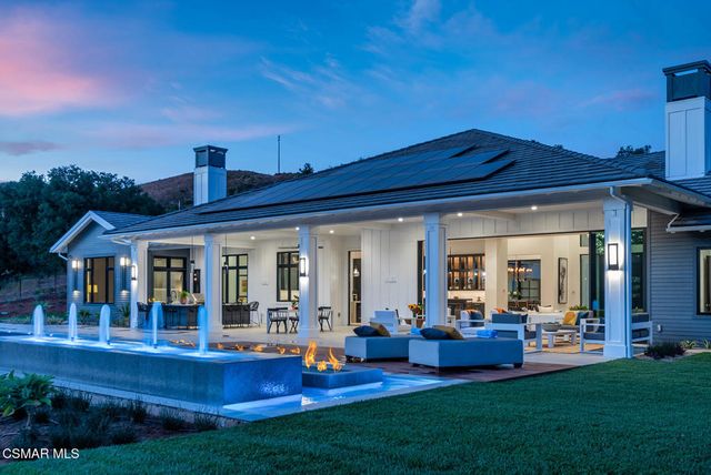 2111 High Knoll Circle, Westlake Village, CA 91362