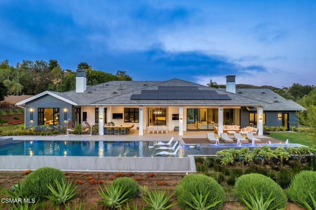 2111 High Knoll Circle, Westlake Village, CA 91362