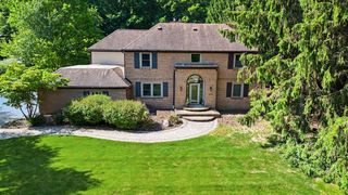 3949 S Michael Road, Ann Arbor, MI 48103