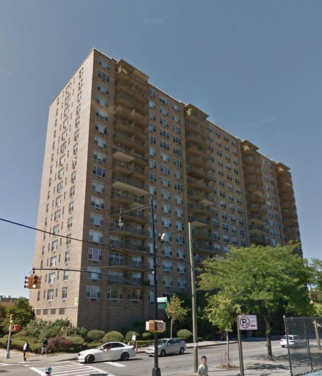 4140 Union Street 6D, Flushing, NY 11355