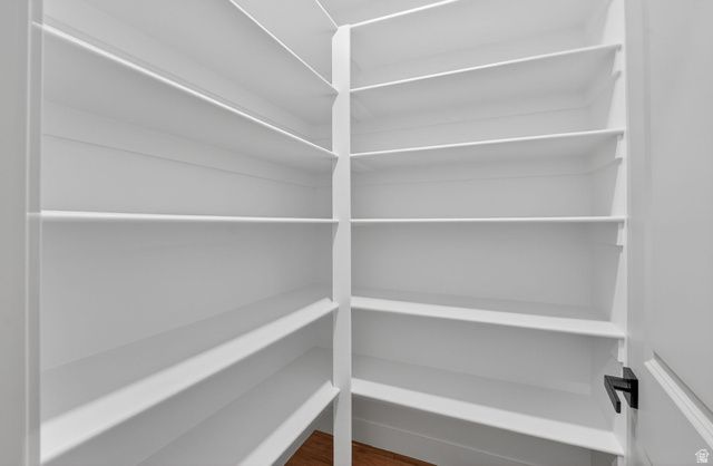 1096 N 1000 E, Mapleton, UT 84664