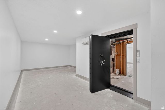 1096 N 1000 E, Mapleton, UT 84664