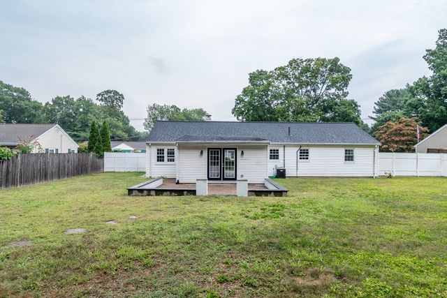 22 Wethersfield Rd, Natick, MA 01760