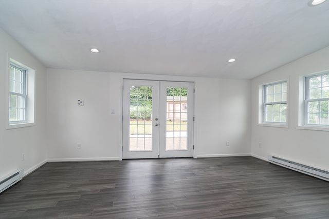 22 Wethersfield Rd, Natick, MA 01760