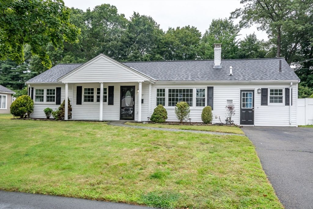 22 Wethersfield Rd, Natick, MA 01760
