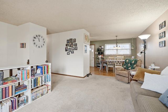 3726 W 79th Avenue, Merrillville, IN 46410