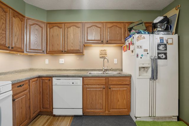 3726 W 79th Avenue, Merrillville, IN 46410