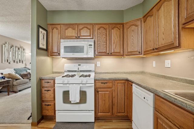 3726 W 79th Avenue, Merrillville, IN 46410