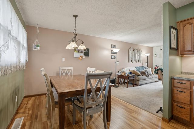 3726 W 79th Avenue, Merrillville, IN 46410