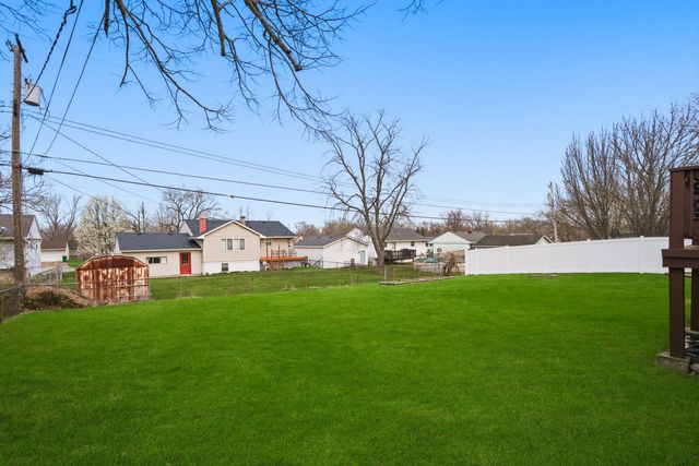 3726 W 79th Avenue, Merrillville, IN 46410