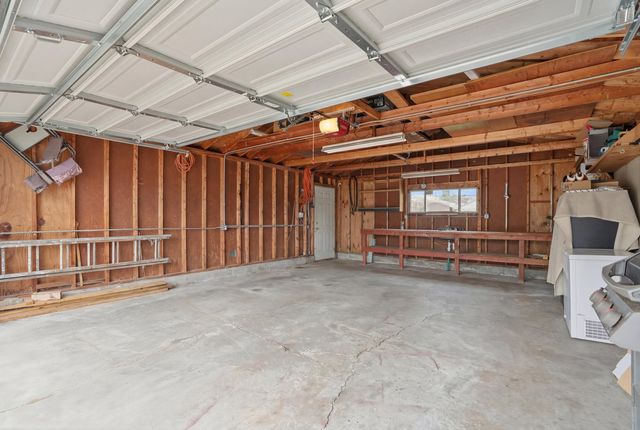 3726 W 79th Avenue, Merrillville, IN 46410