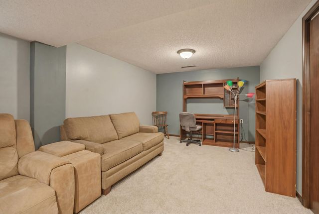 3726 W 79th Avenue, Merrillville, IN 46410