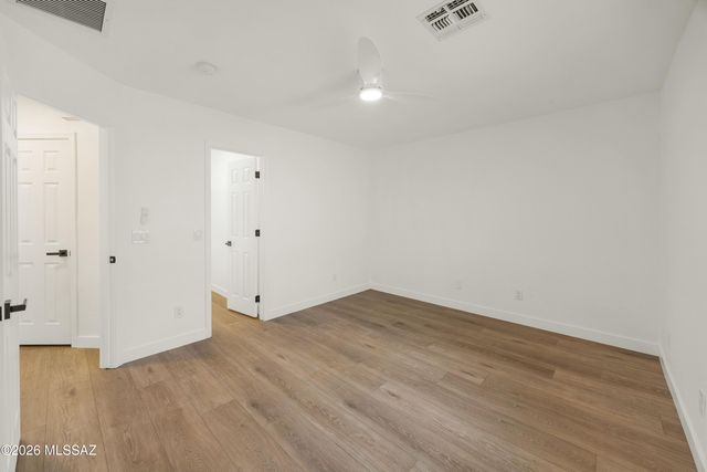 7898 W Sacramento Hill Drive, Tucson, AZ 85743