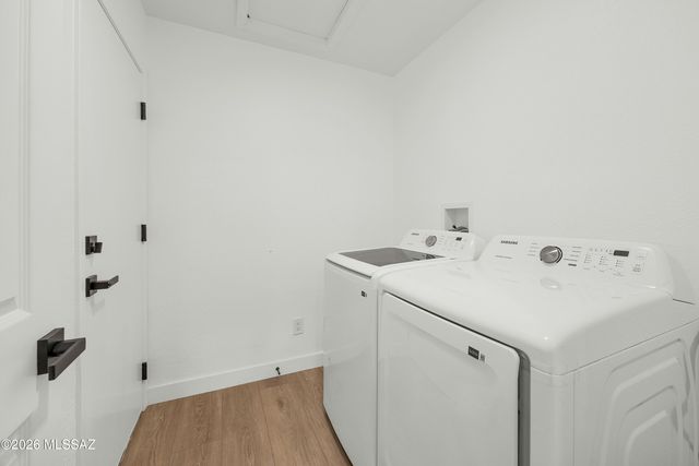 7898 W Sacramento Hill Drive, Tucson, AZ 85743