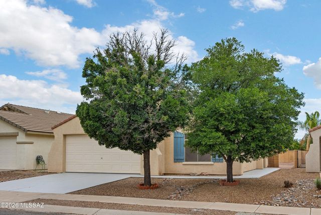 7898 W Sacramento Hill Drive, Tucson, AZ 85743