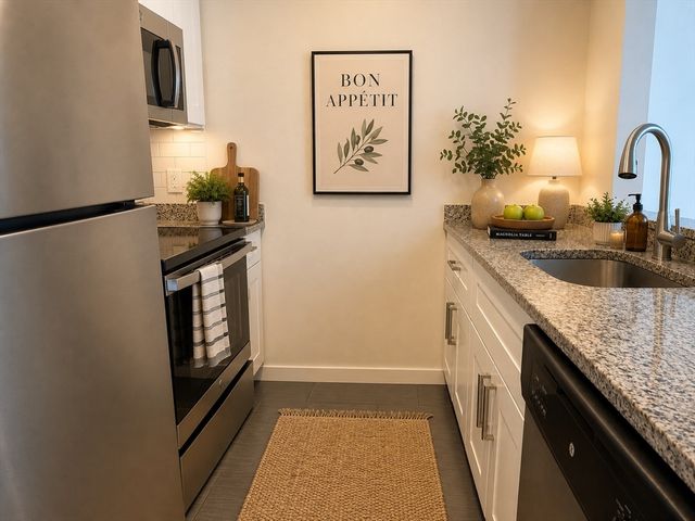 52 Gainsborough Street 3, Boston, MA 02115