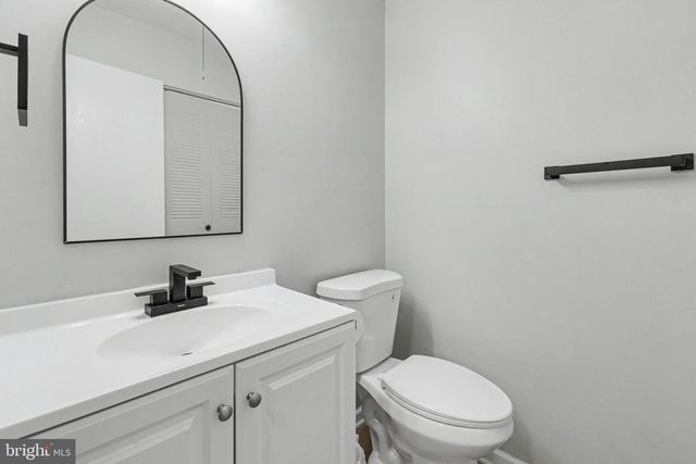 5 GOLDENROD CT, Hamilton, NJ 08690