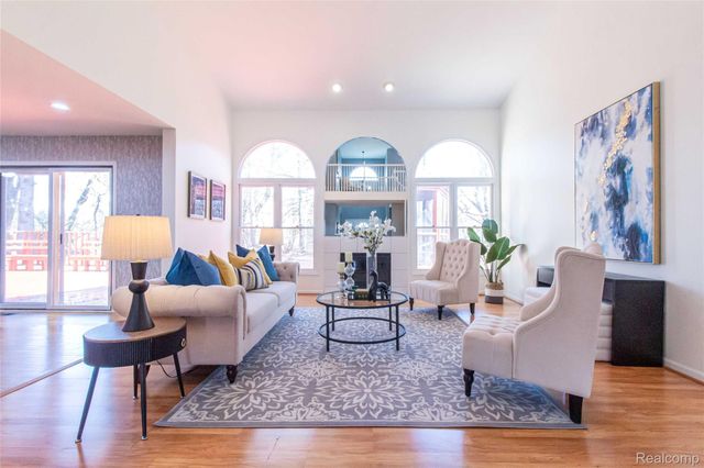 20732 Hannah Court, Novi, MI 48375