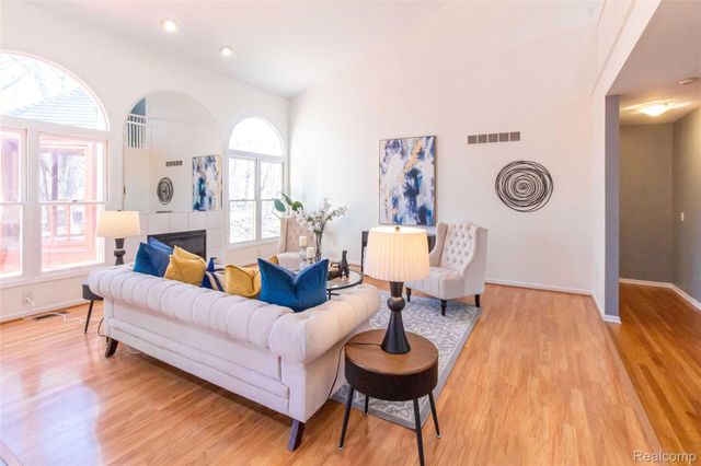 20732 Hannah Court, Novi, MI 48375