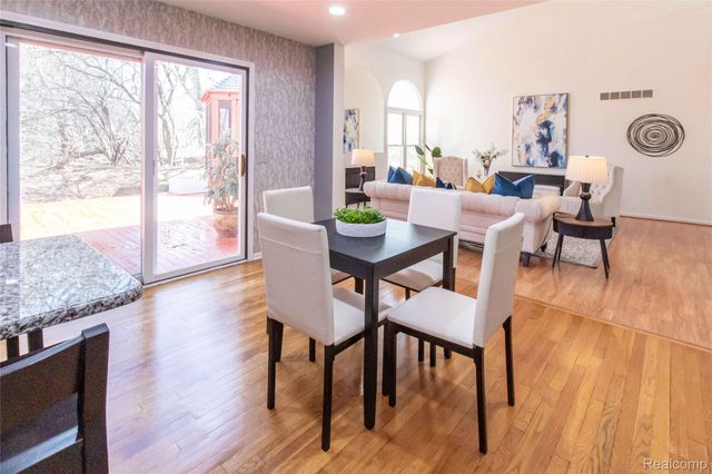 20732 Hannah Court, Novi, MI 48375