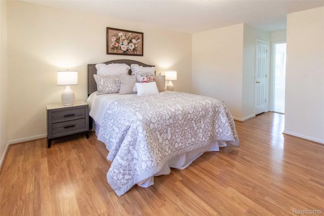 20732 Hannah Court, Novi, MI 48375