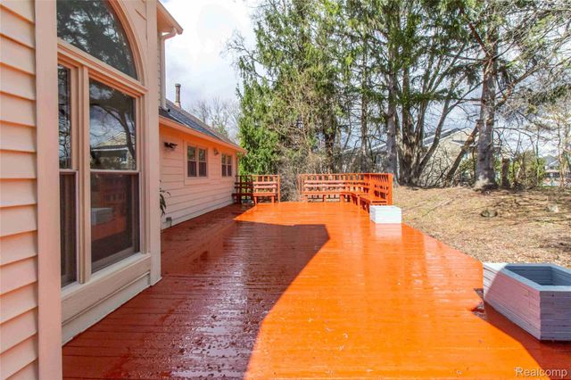 20732 Hannah Court, Novi, MI 48375