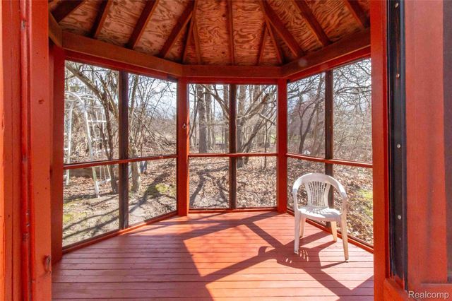 20732 Hannah Court, Novi, MI 48375