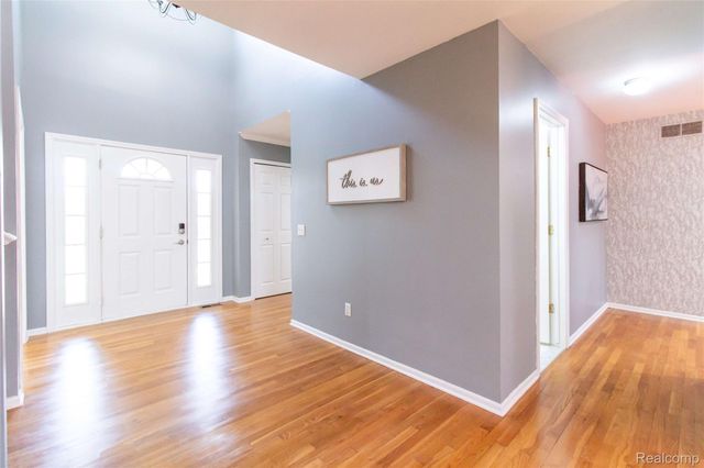 20732 Hannah Court, Novi, MI 48375