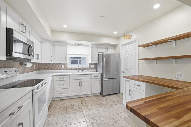 721 N Lakeside Drive, Lake Worth Beach, FL 33460