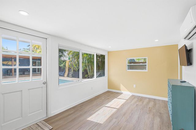 721 N Lakeside Drive, Lake Worth Beach, FL 33460