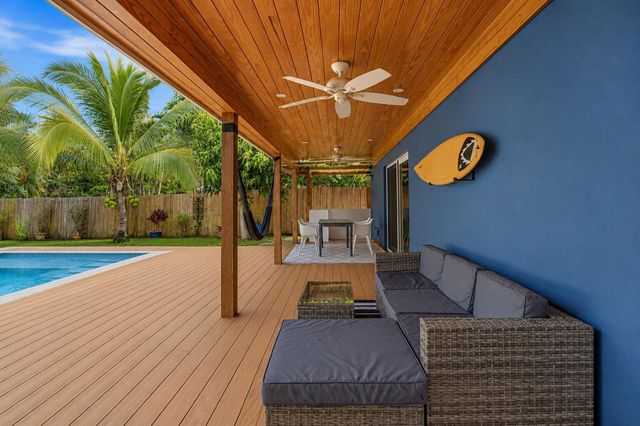 721 N Lakeside Drive, Lake Worth Beach, FL 33460